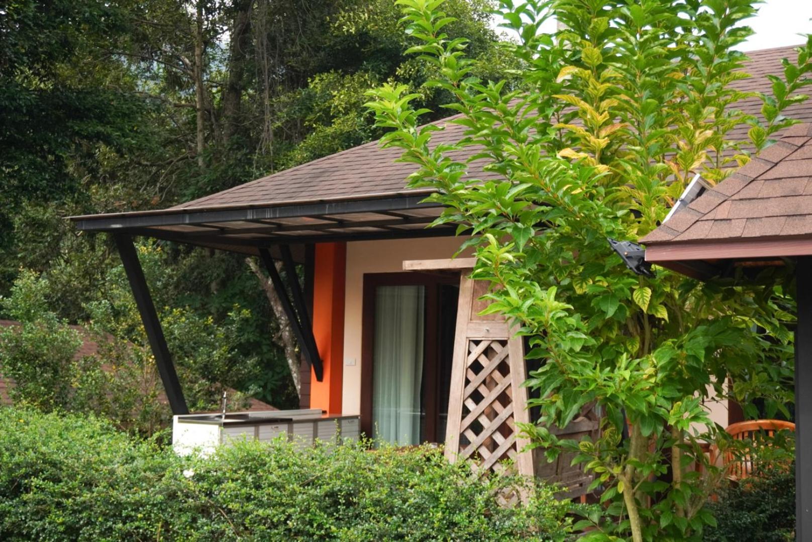 Cascade Tara Hotel Na Mueang Exterior foto