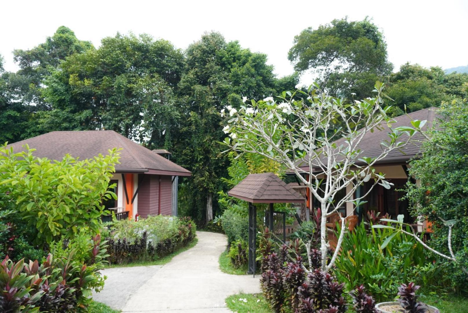 Cascade Tara Hotel Na Mueang Exterior foto